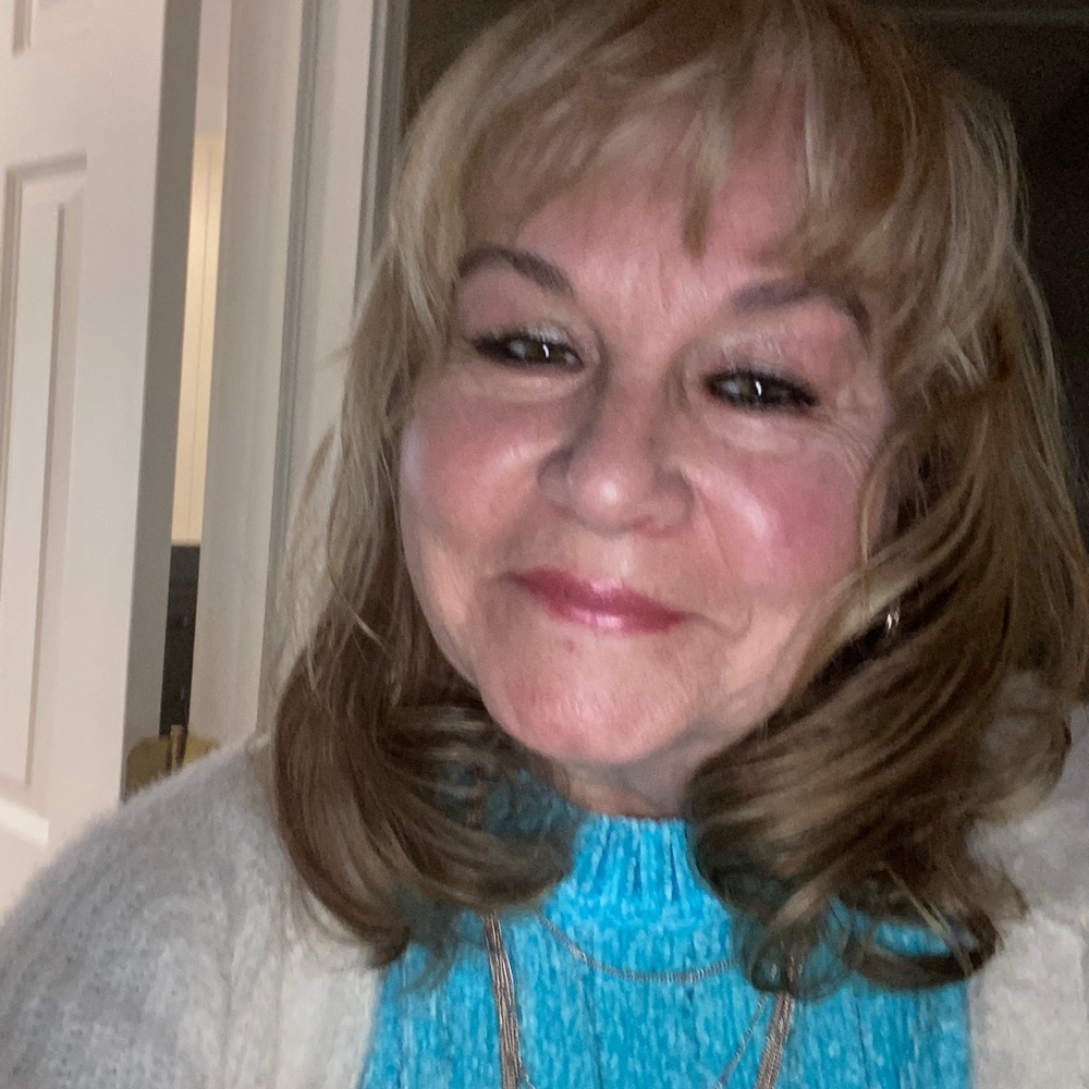 Meet your Posher, Debra